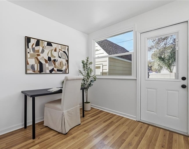 918 45th Street N - Photo Thumbnail 16