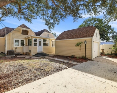 918 45th Street N - Photo Thumbnail 24