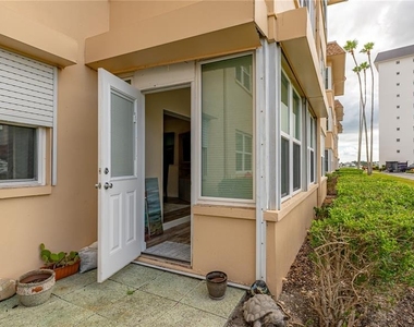 5020 Brittany Drive S - Photo Thumbnail 27