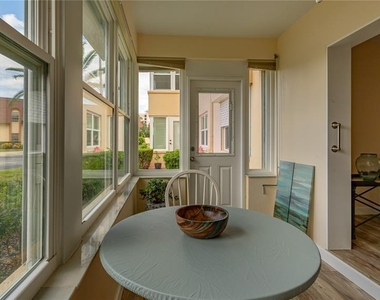 5020 Brittany Drive S - Photo Thumbnail 8