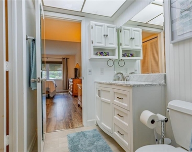 5020 Brittany Drive S - Photo Thumbnail 22