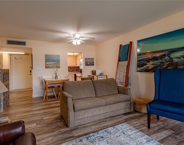 5020 Brittany Drive S - Photo Thumbnail 10