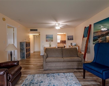5020 Brittany Drive S - Photo Thumbnail 9