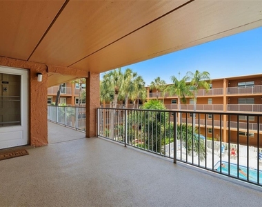 12760 Indian Rocks Road - Photo Thumbnail 30