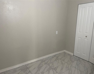 3114 58th Avenue N - Photo Thumbnail 12
