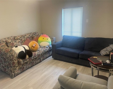 3114 58th Avenue N - Photo Thumbnail 8
