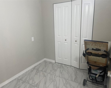 3114 58th Avenue N - Photo Thumbnail 11