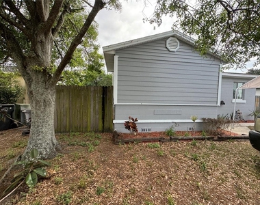 3114 58th Avenue N - Photo Thumbnail 1