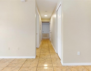 206 Majors Lane - Photo Thumbnail 21
