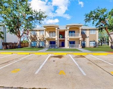 206 Majors Lane - Photo Thumbnail 3
