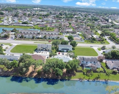 206 Majors Lane - Photo Thumbnail 31
