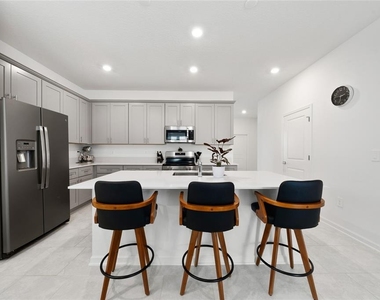 4132 Jespersen Street - Photo Thumbnail 8