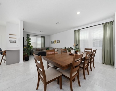 4132 Jespersen Street - Photo Thumbnail 9