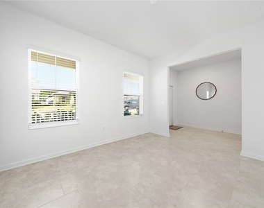 4132 Jespersen Street - Photo Thumbnail 5