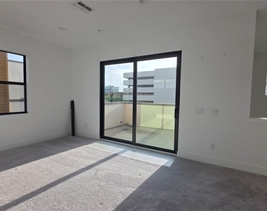 2511 N Grady Avenue - Photo Thumbnail 31