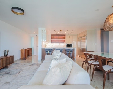 550 Ave De La Constitucion - Photo Thumbnail 6