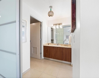 303 Villamil - Photo Thumbnail 7