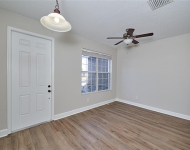 23903 Sardinia Drive - Photo Thumbnail 4