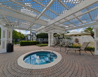 143 Southern Pecan Circle - Photo Thumbnail 13