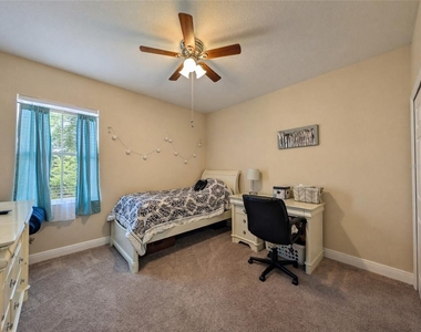 143 Southern Pecan Circle - Photo Thumbnail 9