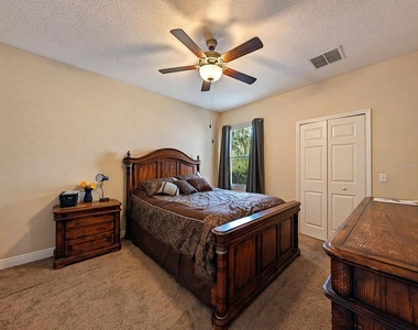 143 Southern Pecan Circle - Photo Thumbnail 8