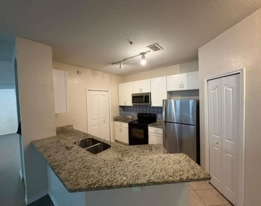 2639 Maitland Crossing Way - Photo Thumbnail 6
