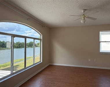 758 Burlwood Street - Photo Thumbnail 20