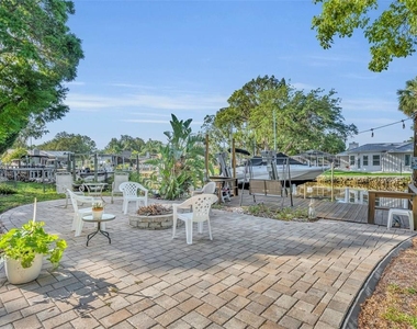 11768 W Riverhaven Drive - Photo Thumbnail 35