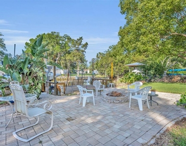 11768 W Riverhaven Drive - Photo Thumbnail 36