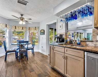 11768 W Riverhaven Drive - Photo Thumbnail 15