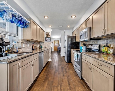 11768 W Riverhaven Drive - Photo Thumbnail 17