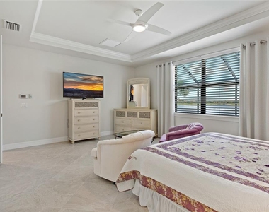 19011 Formosa Street - Photo Thumbnail 23