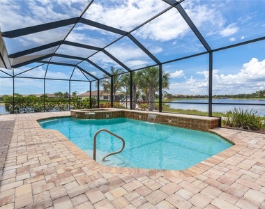 19011 Formosa Street - Photo Thumbnail 1