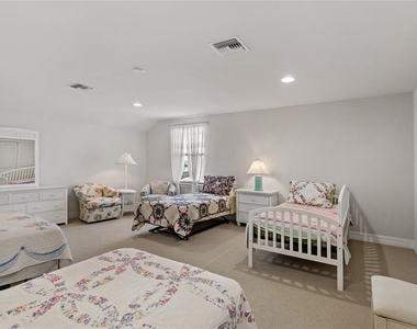 19011 Formosa Street - Photo Thumbnail 43