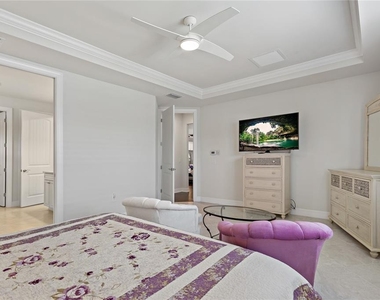 19011 Formosa Street - Photo Thumbnail 22