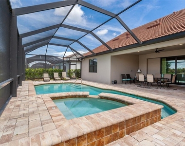 19011 Formosa Street - Photo Thumbnail 2