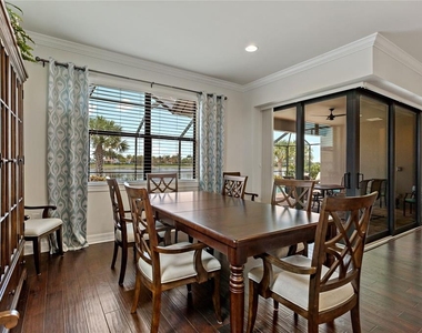 19011 Formosa Street - Photo Thumbnail 18