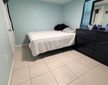 2216 Webber Street - Photo Thumbnail 3