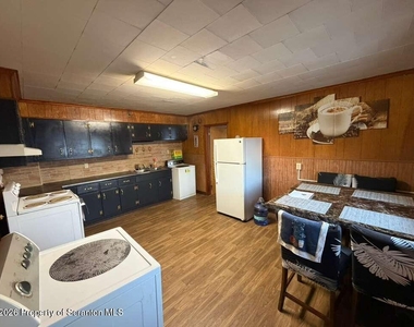 717 Prospect Avenue - Photo Thumbnail 8