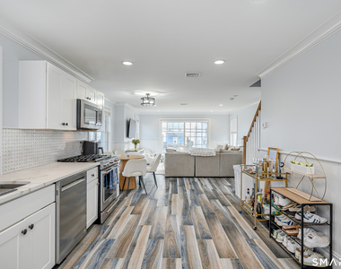 1140 Fairfield Beach Road - Photo Thumbnail 2