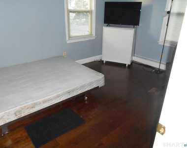 131 Infield Street - Photo Thumbnail 11