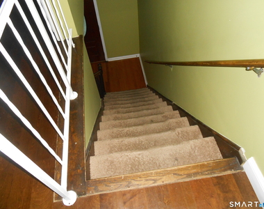 131 Infield Street - Photo Thumbnail 13