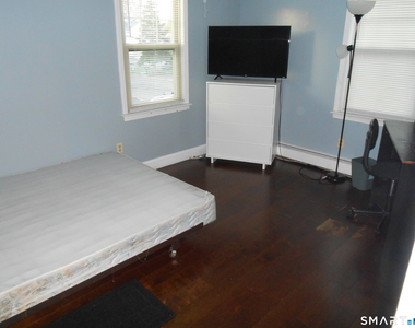 131 Infield Street - Photo Thumbnail 12
