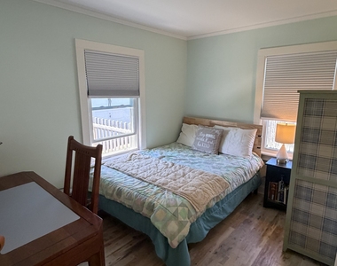 40 Ashworth Avenue - Photo Thumbnail 8