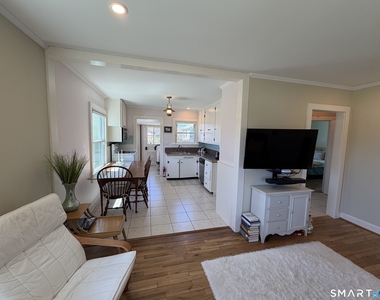 40 Ashworth Avenue - Photo Thumbnail 5