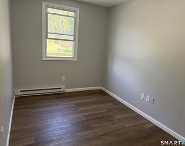 682 Old Colony Road - Photo Thumbnail 2