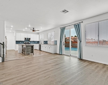 3444 Gosling Street - Photo Thumbnail 5