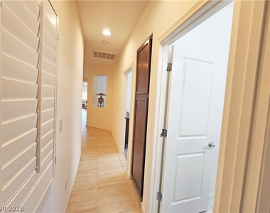 5441 E La Campana Drive - Photo Thumbnail 6