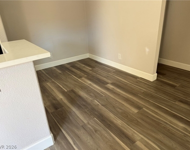 2967 Juniper Hills Boulevard - Photo Thumbnail 8