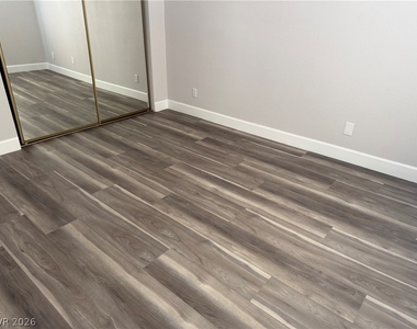2967 Juniper Hills Boulevard - Photo Thumbnail 23